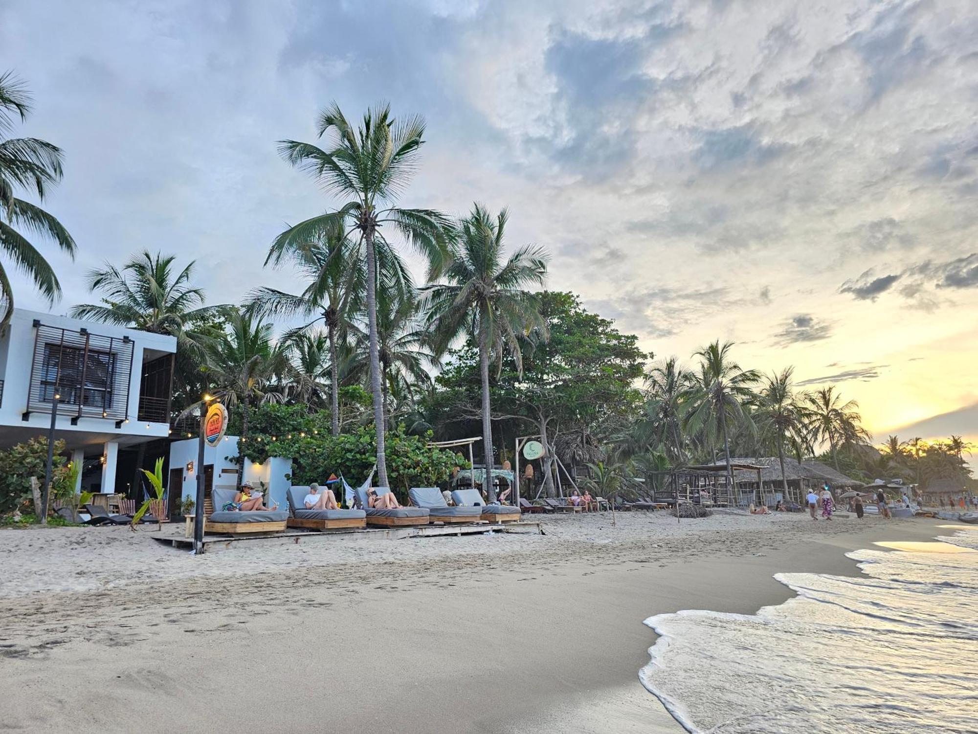 Makao Beach Hotel Palomino Exterior foto